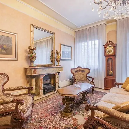 Apartamento Drake's Royal - Centre & Train Station *