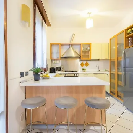 Apartamento Drake's Royal - Centre & Train Station *