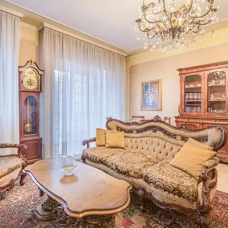 Apartamento Drake's Royal - Centre & Train Station