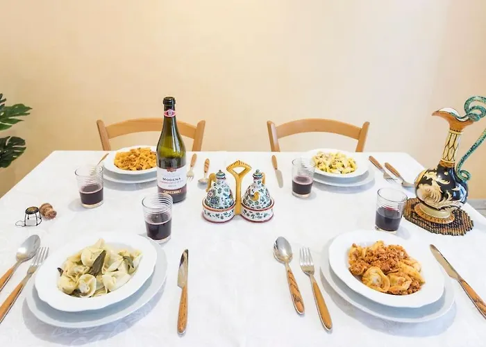 Drake's Royal - Centre & Train Station Apartament