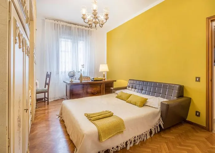 Apartament Drake's Royal - Centre & Train Station *